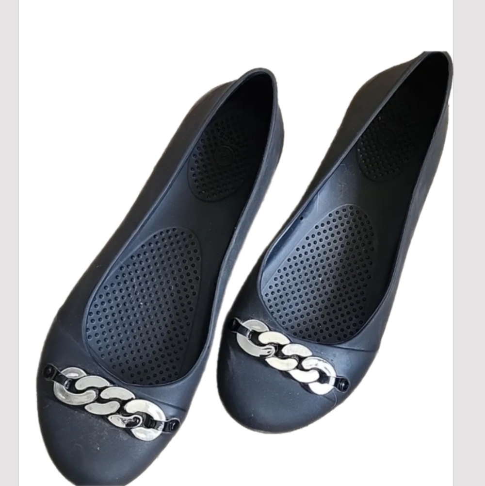 Crocs Black Comfort Flats Women’s Size 8 Silver Chain